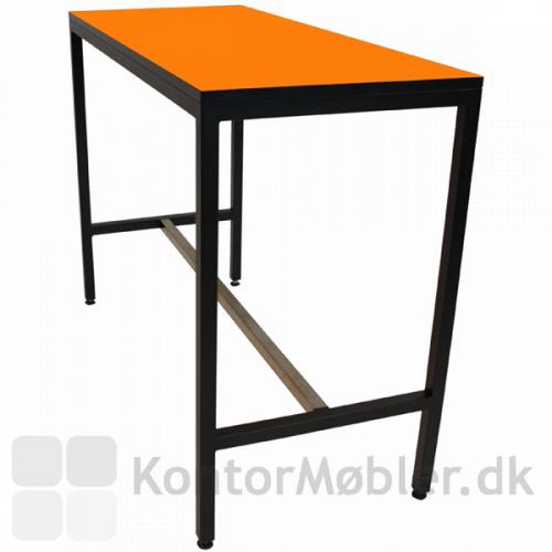 Square højbord med plade i orange laminat
