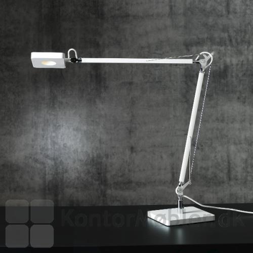 Madrid bordlampe i hvid med 4-trins touchdimmer