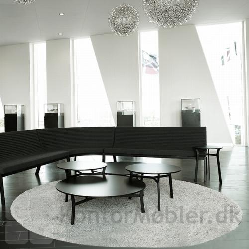 Sputnik bord fra Magnus Olesen, kombiner størrelserne i indretningen