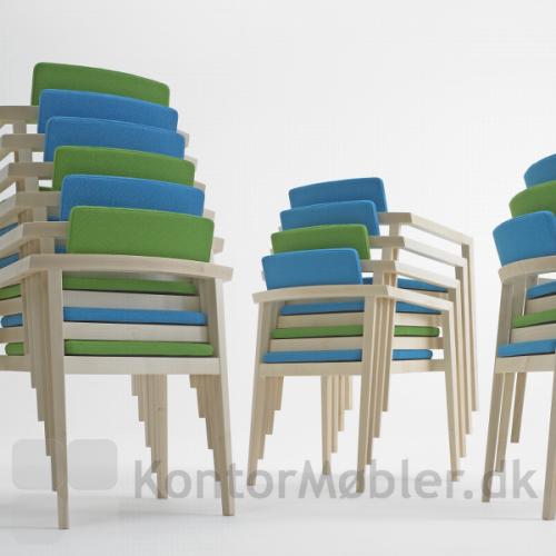 Session stol med grøn og blå polstring stablet