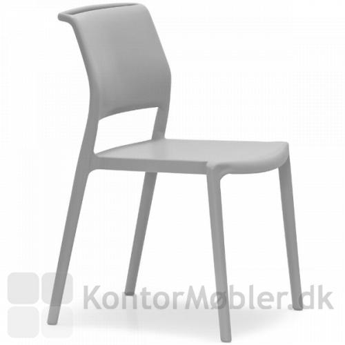 Elegant ARA stol i lys grå