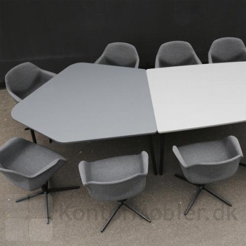 Flake mødebord kan kombineres, så bordet får en unik udformning