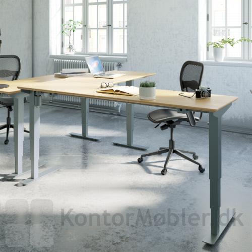 Conset 501-37 hæve sænke bord til mindre arbejdspladser