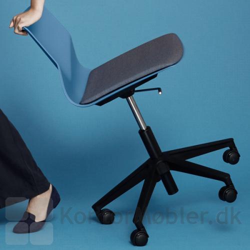 Four Sure 66 stol egner sig godt til fleksible løsninger på kontor, konference eller i undervisning