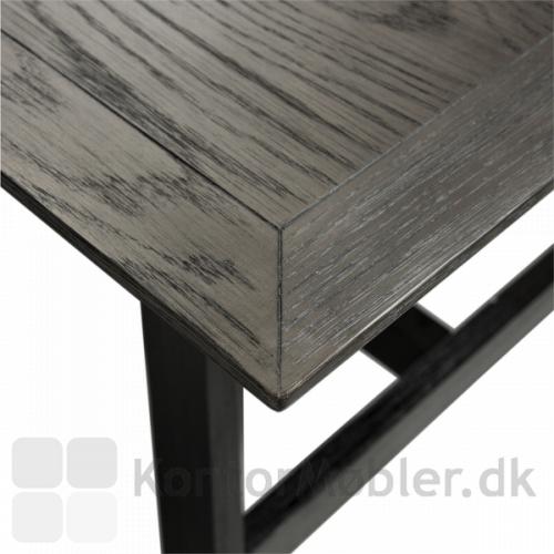 Dumas mødebord med gråbejdset egefinér bordplade med flot kant 