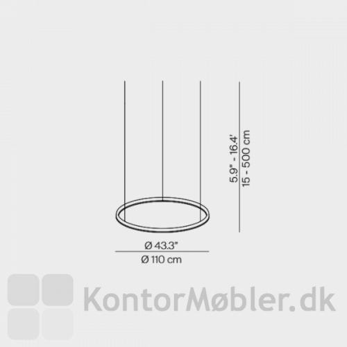 Compendium Circle loftlampe fra Luceplan, produktmål på Ø110 cm