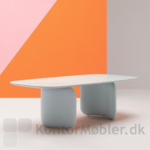 Elinor marmor mødebord i enkelt og eksklusivt design