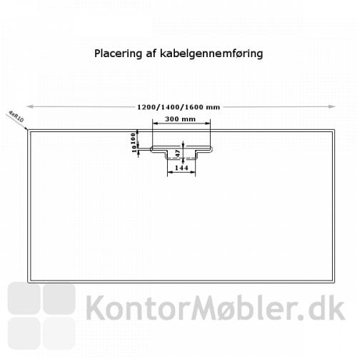 Delta hæve-sænkebord i hvid laminat med kabelgennemføring og kabelbakke. Fås i størrelserne 80x120, 80x140 og 80x160 cm. 
