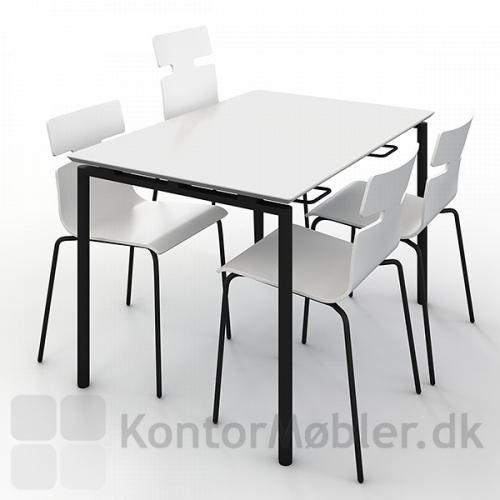 Zignal kantinebord med hvid bordplade og hvide Whisper kantinestole